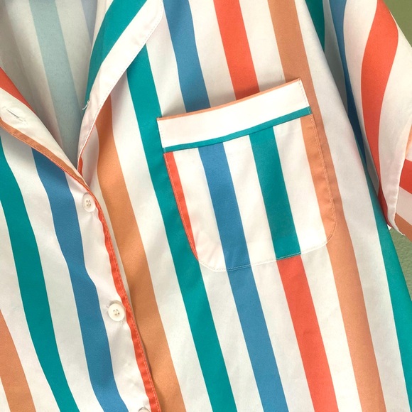 Retro Blouse - Picture 2 of 2